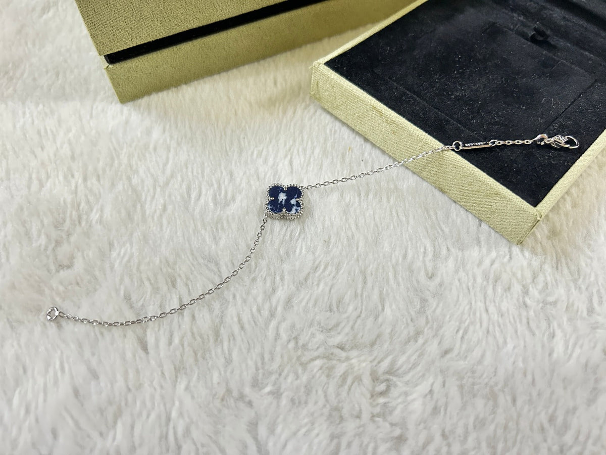 [Avelora Jewelry ]CLOVER 1 MOTIF PIETERSITE BRACELET
