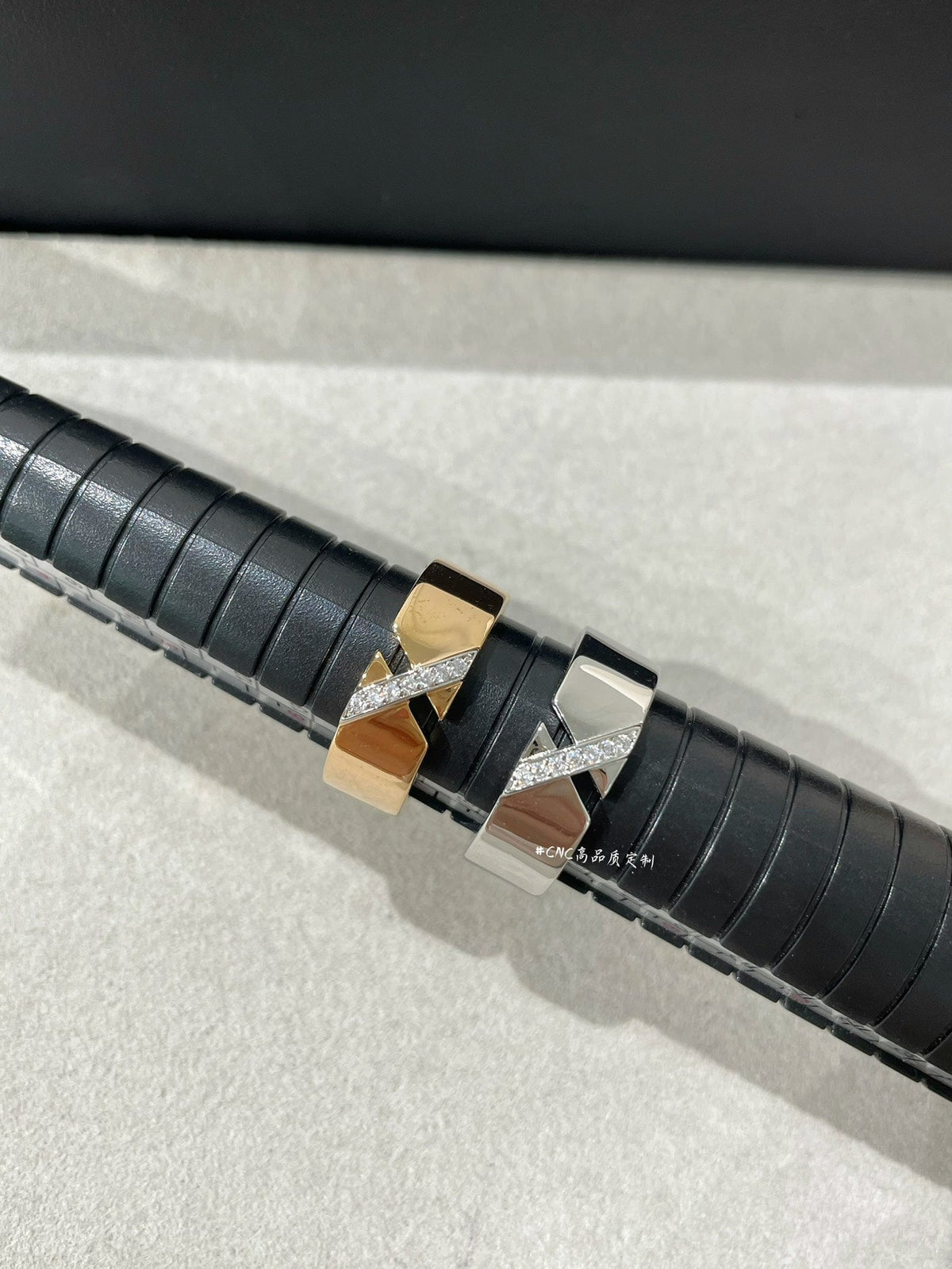 [Avelora Jewelry ]LIENS EVIDENCE DIAOMOND RING