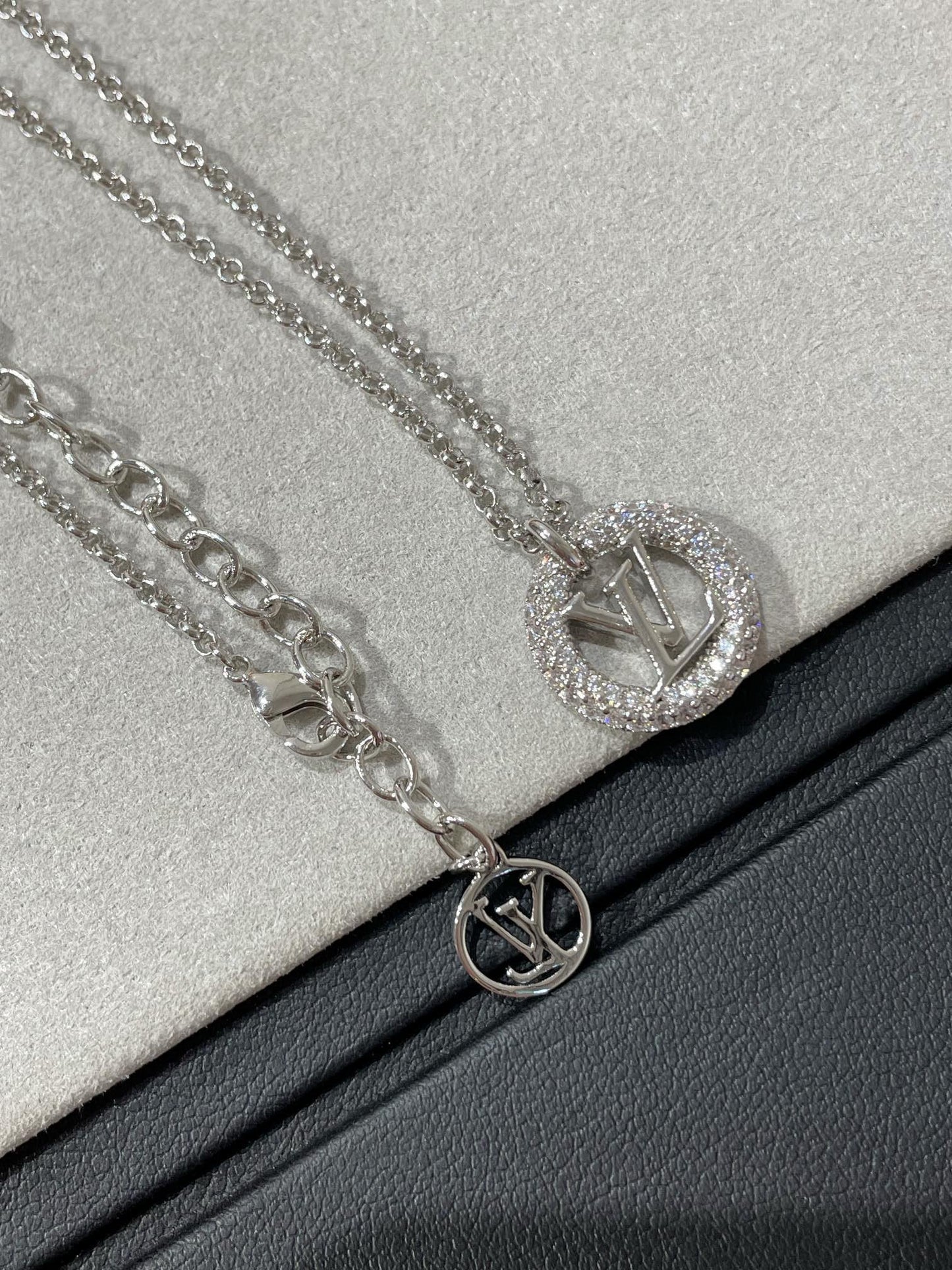 [Avelora]BY NIGHT DIAMOND PAVED NECKLACE