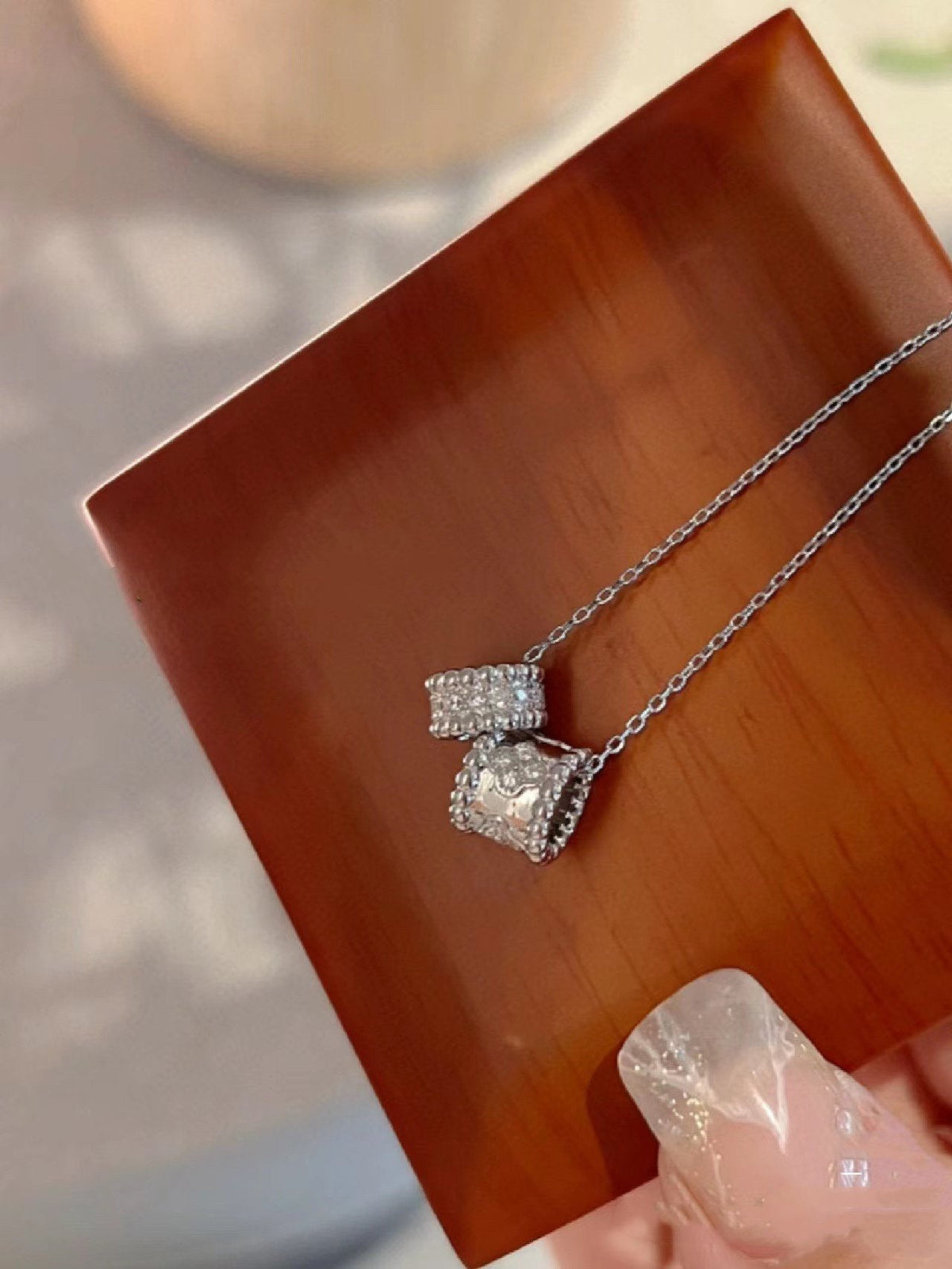 [Avelora Jewelry ]PERLEE DOUBLE PENDANT SILVER DIAMOND NECKLACE