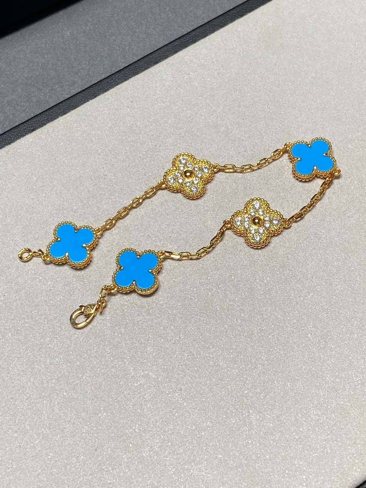 [Avelora Jewelry ] CLOVER 5 MOTIF BLUE AGATE BRACELET COLLECTION