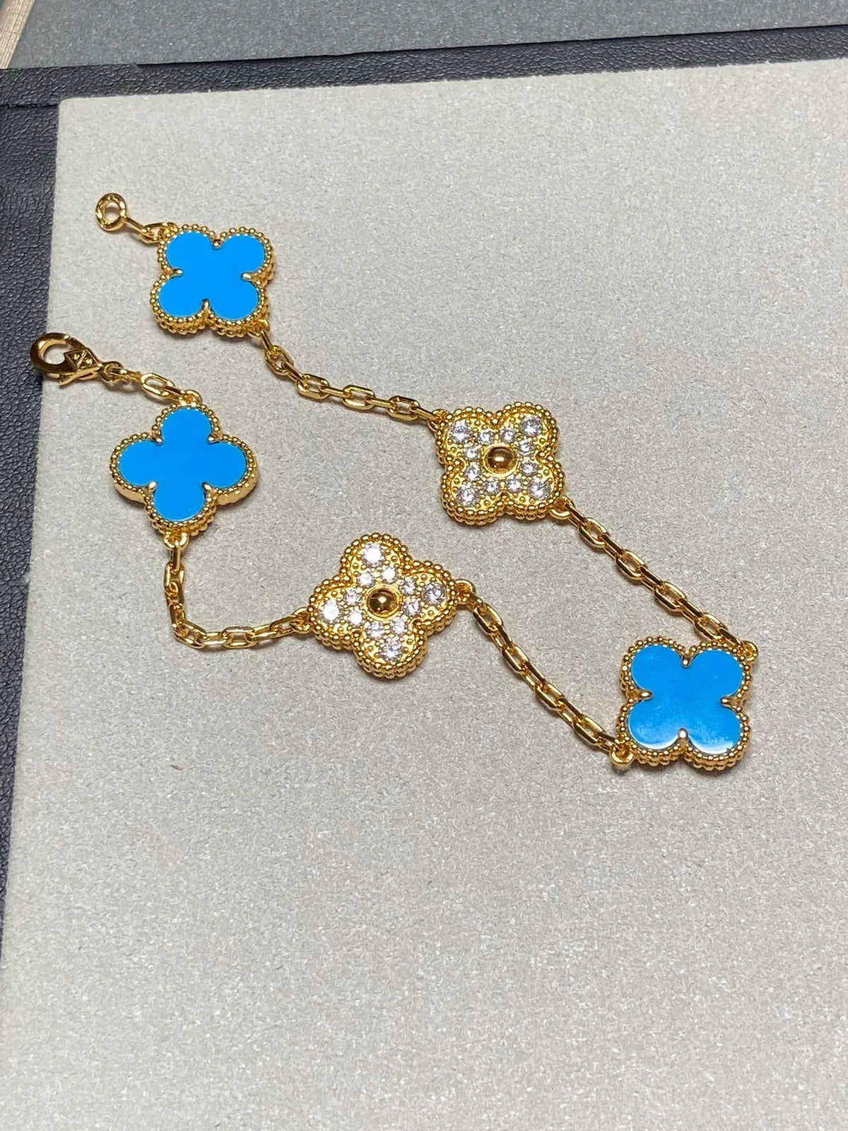 [Avelora Jewelry ] CLOVER 5 MOTIF BLUE AGATE BRACELET COLLECTION