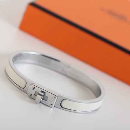 [Avelora]HM KELLY WHITE BRACELET