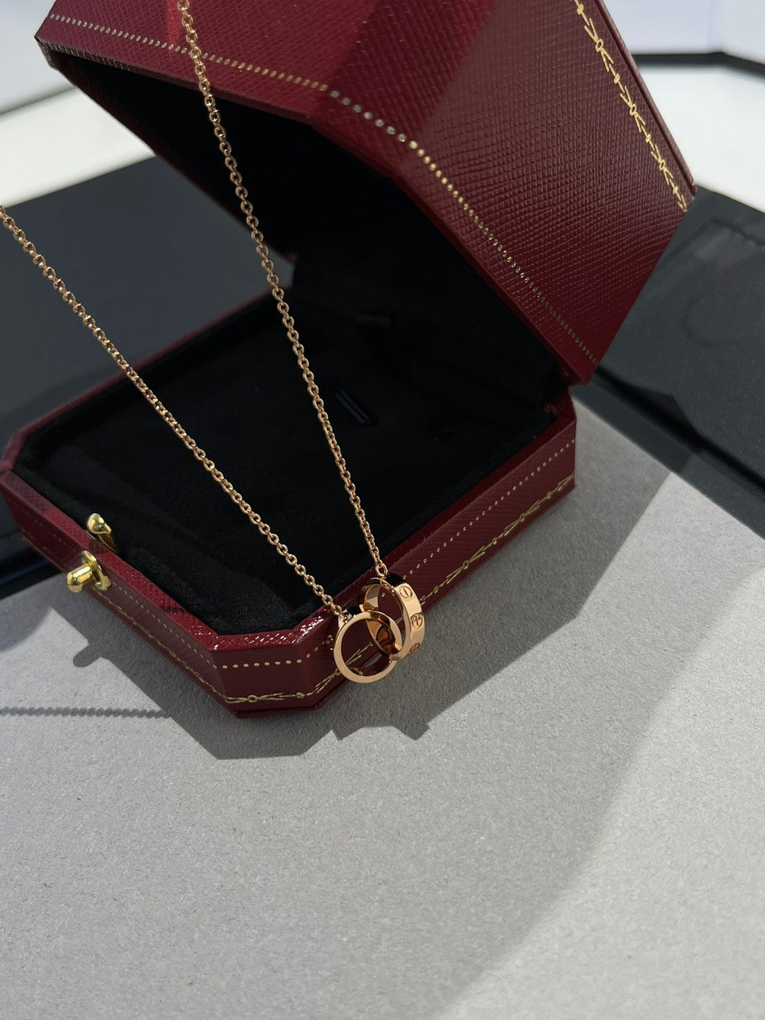 [Avelora Jewelry ]LOVE NECKLACE DOUBLE RING PINK GOLD