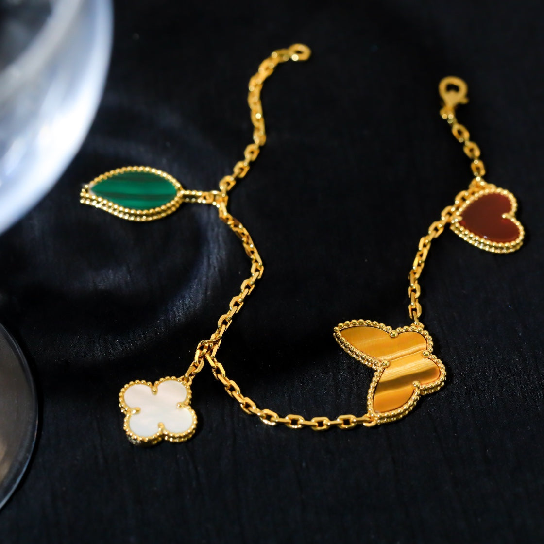 [Avelora Jewelry ]LUCKY SPRING 5 MOTIF GOLD BRACELET
