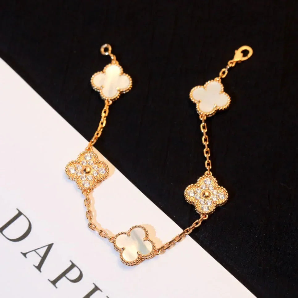 [Avelora]LUCKY CLOVER 5-MOTIF BRACELET - WHITE MOTHER-OF-PEARL COLLECTION