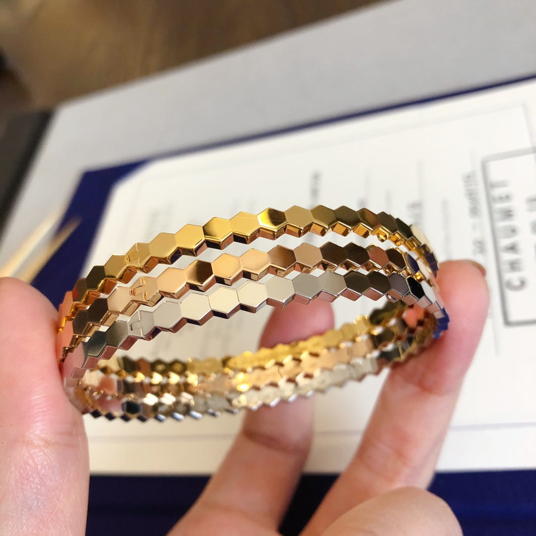 [Avelora Jewelry ]BEE LOVE BRACELET