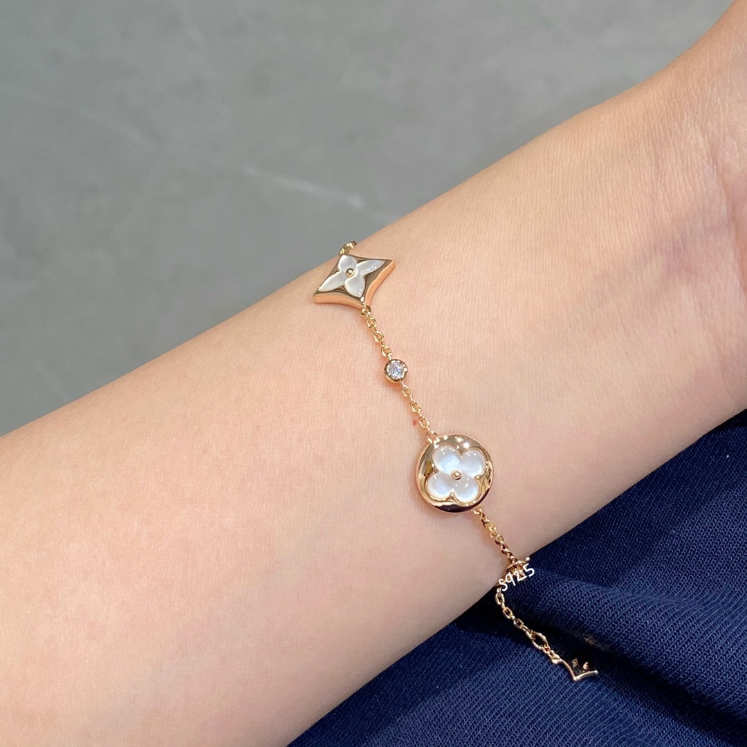 [Avelora Jewelry ]STAR AND SUN 4 MOTIF WHITE MOP PINK GOLD BRACELET