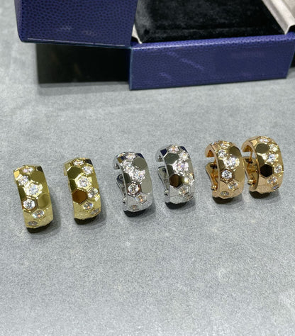 [Avelora]BEE LOVE DIAMOND HOOP EARRINGS