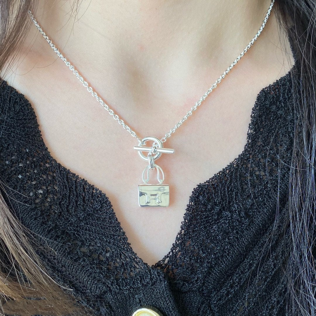 [Avelora]CONSTANCE PEDANT SILVER NECKLACE