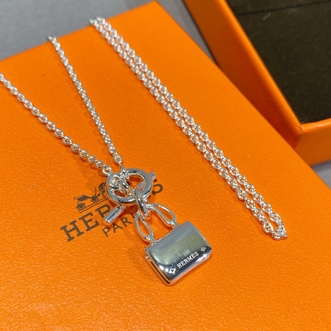 [Avelora]CONSTANCE PEDANT SILVER NECKLACE