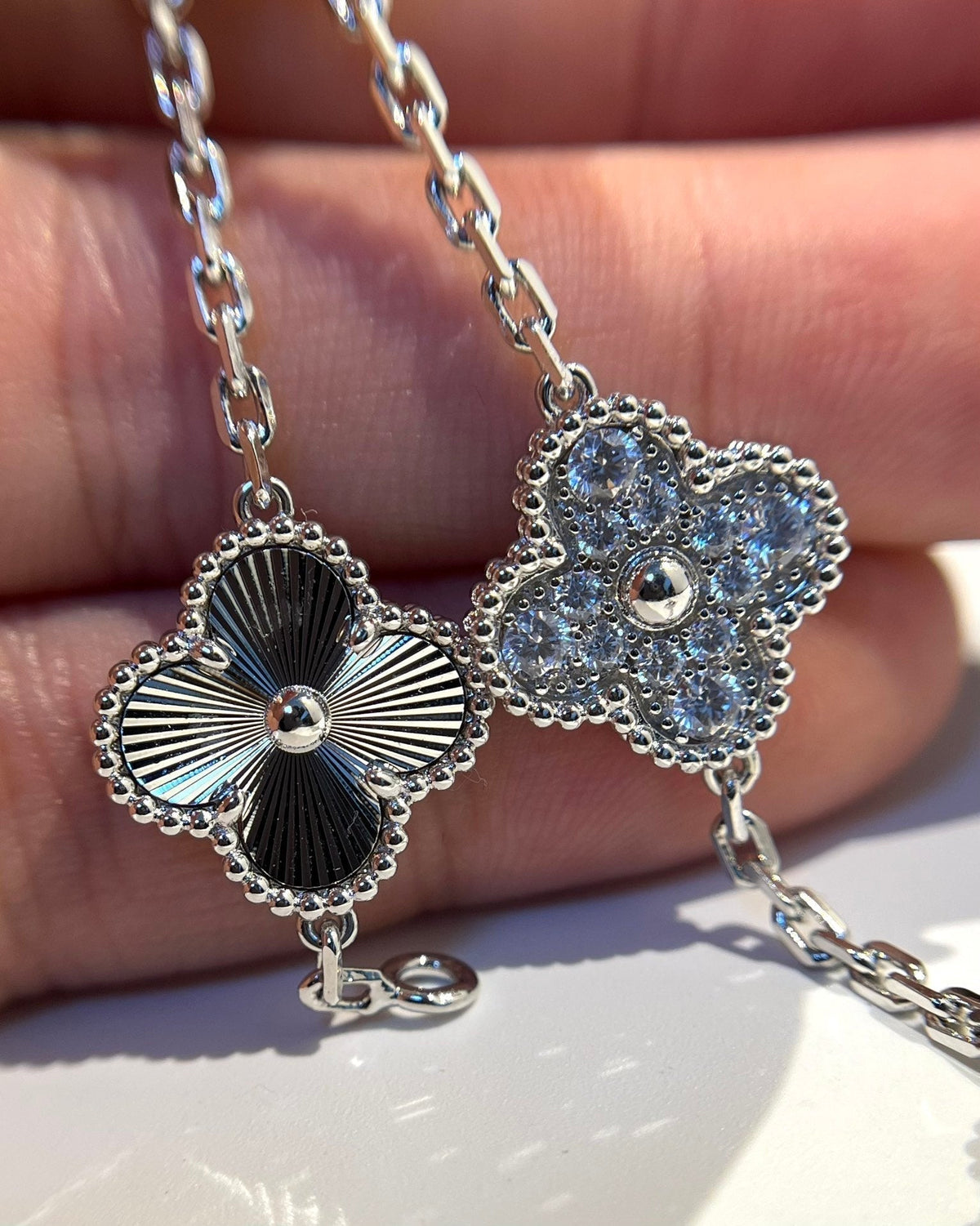 [Avelora Jewelry ] CLOVER 5 MOTIF LASER BRACELET COLLECTION