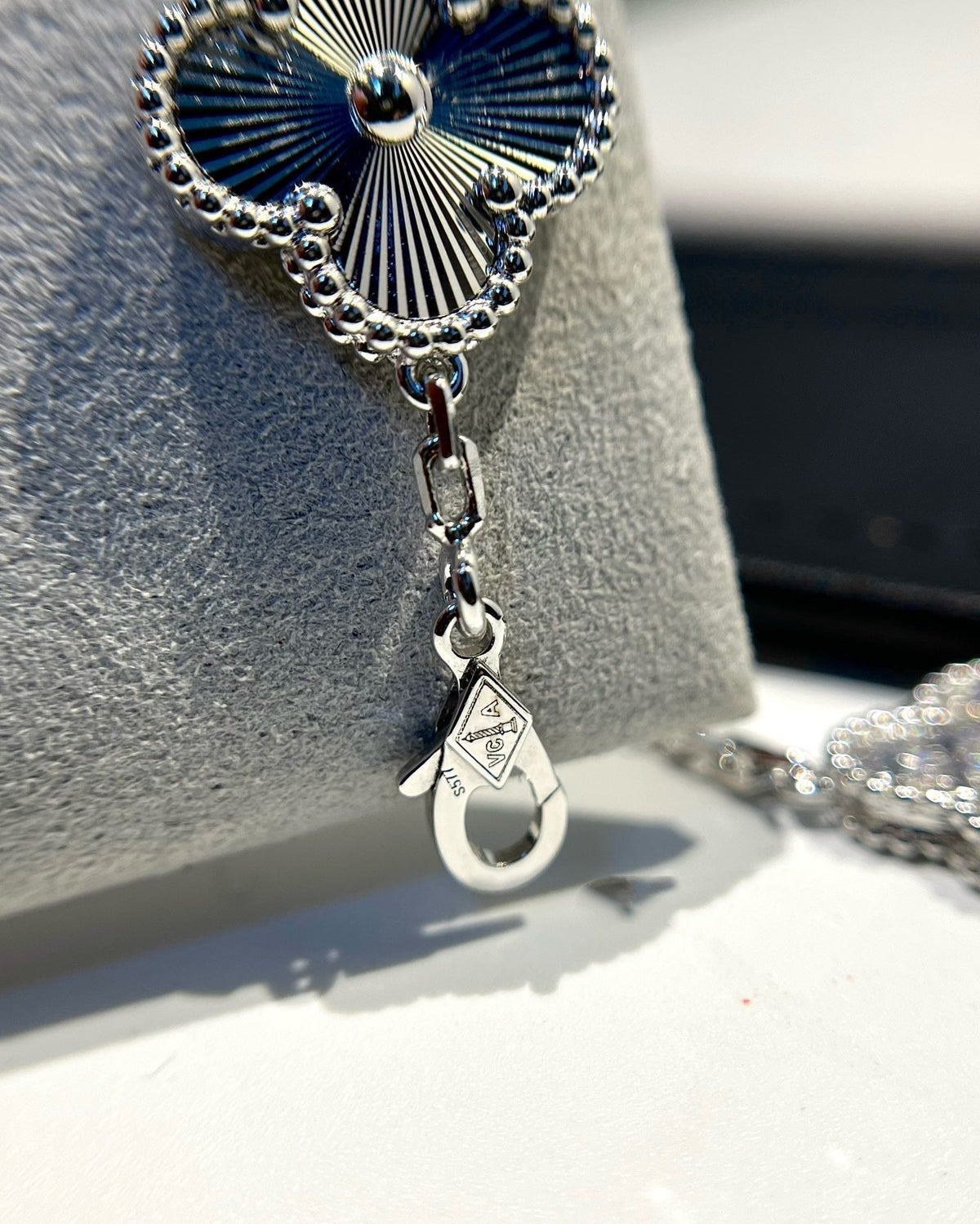 [Avelora Jewelry ] CLOVER 5 MOTIF LASER BRACELET COLLECTION