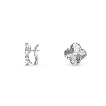 [Avelora]15MM CLOVER FLOWER STUD EARRINGS WHITE GOLD COLLECTION