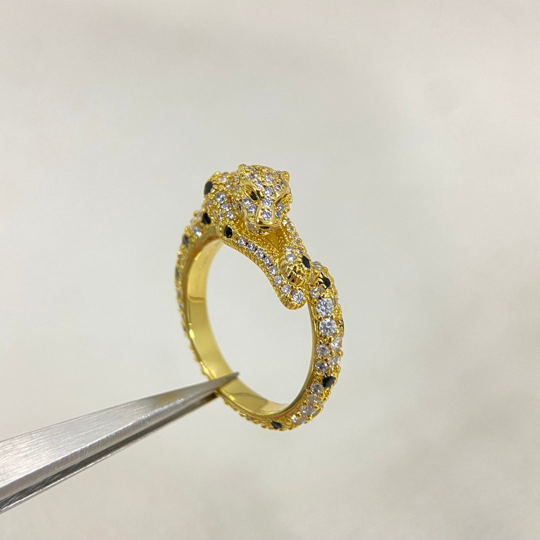 Pavé Panther-Spot Band Ring - Gold