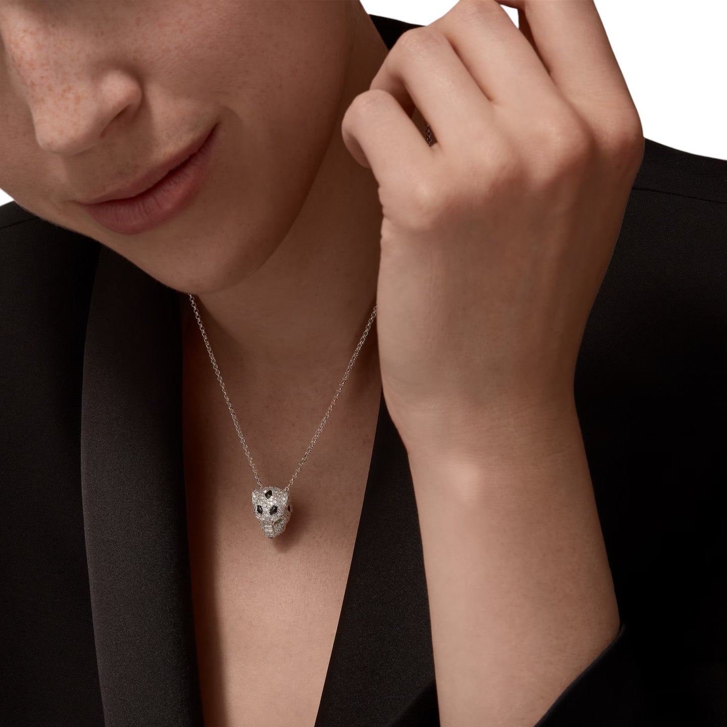 [Avelora]LEOPARD HEAD FULL PAVÉ DIAMOND PENDANT NECKLACE