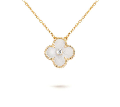 [Avelora]LIMITED EDITION CHRISTMAS CLOVER FLOWER NECKLACE - 15MM ANNUAL COLLECTIBLE PENDANT