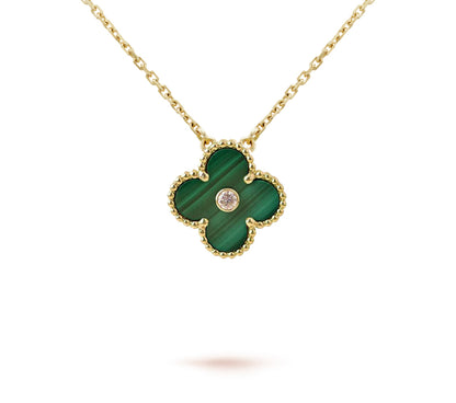 [Avelora]LIMITED EDITION CHRISTMAS CLOVER FLOWER NECKLACE - 15MM ANNUAL COLLECTIBLE PENDANT