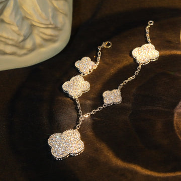 [Avelora Jewelry ]CLOVER BRACELET 5 MOTIF SILVER DIAMOND PAVED