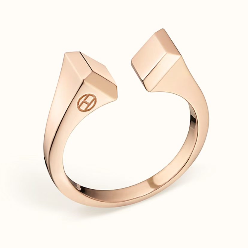 [Avelora Jewelry]THE CONE RIVET RING IS OPEN AND ONE SIZE FITS ALL