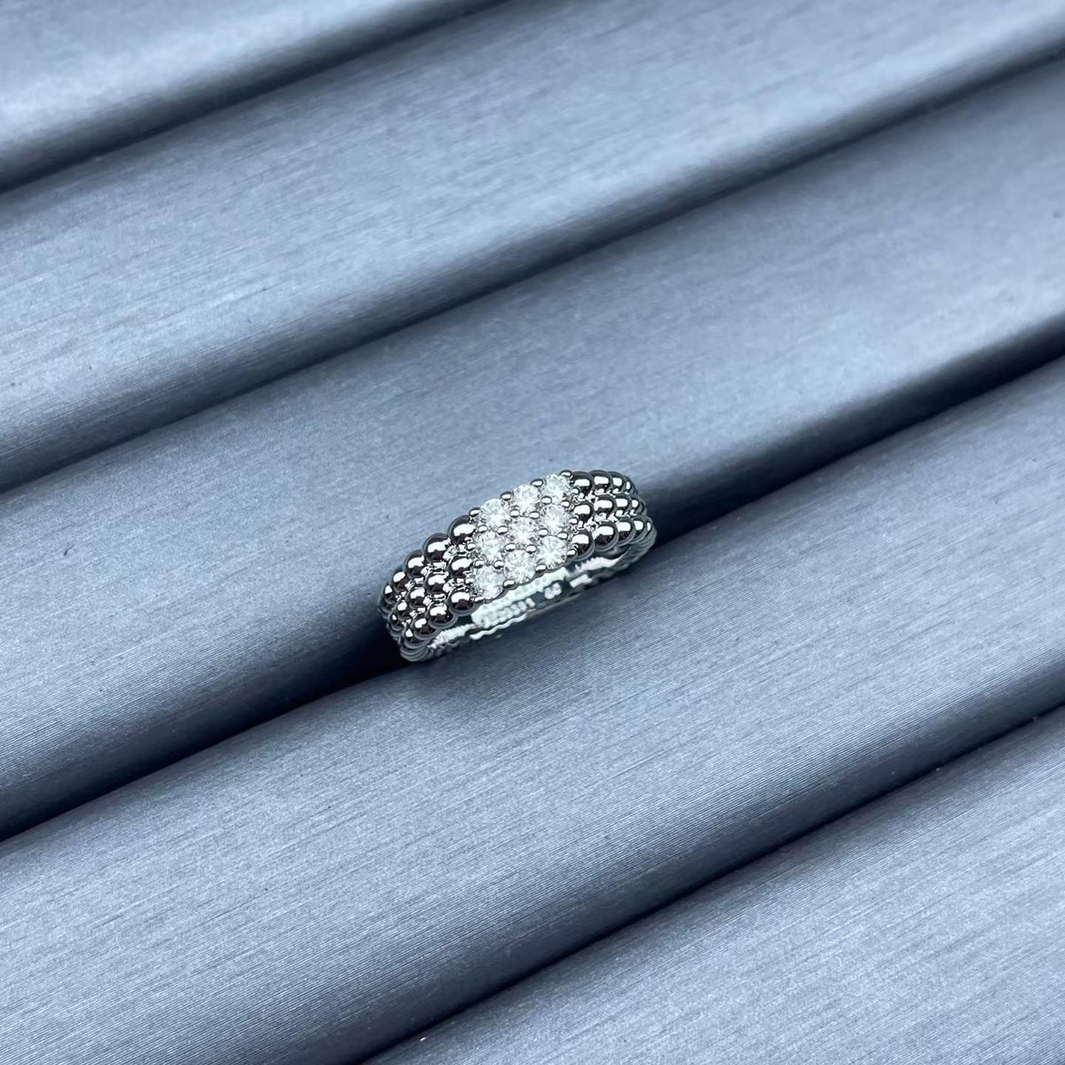 [Avelora Jewelry]NARROW BEADED RING WITH DIAMONDS