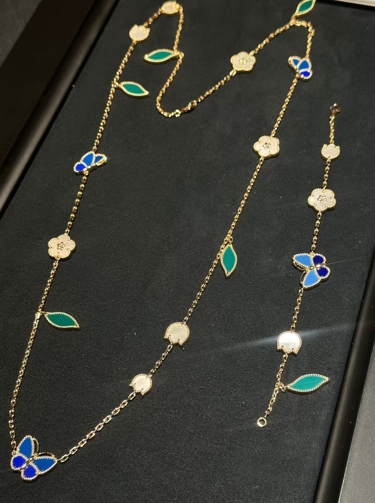 [Avelora Jewelry ]LUCKY SPRING GOLD  MOTIFS  NECKLACE