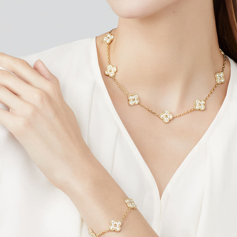 [Avelora Jewelry ]CLOVER 10 MOTIFS DIAMOND NECKLACE