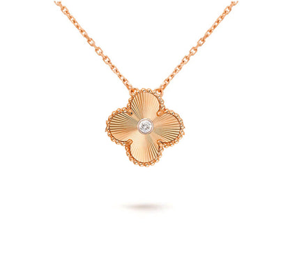 [Avelora]15MM CLOVER FLOWER DIAMOND PENDANT NECKLACE COLLECTION
