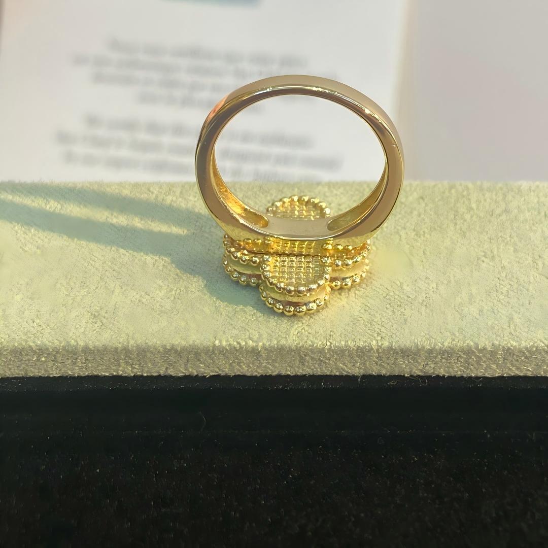 [Avelora jewelry]NEW CLOVER PINK ENAMEL RINGS