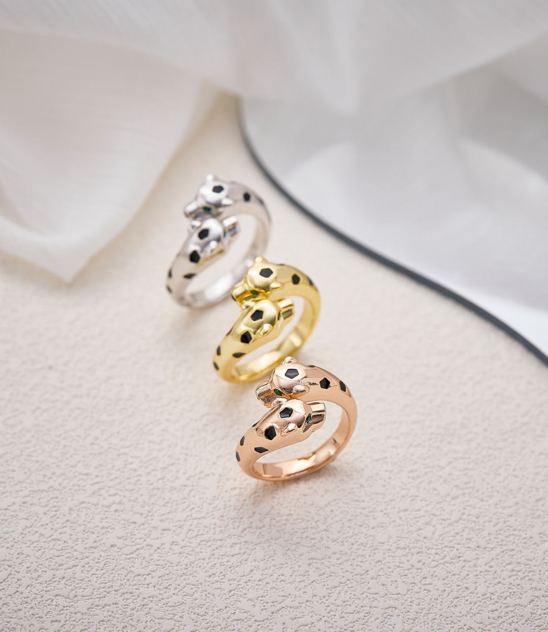 Green-Eye Double Panther Wrap Ring - detail view