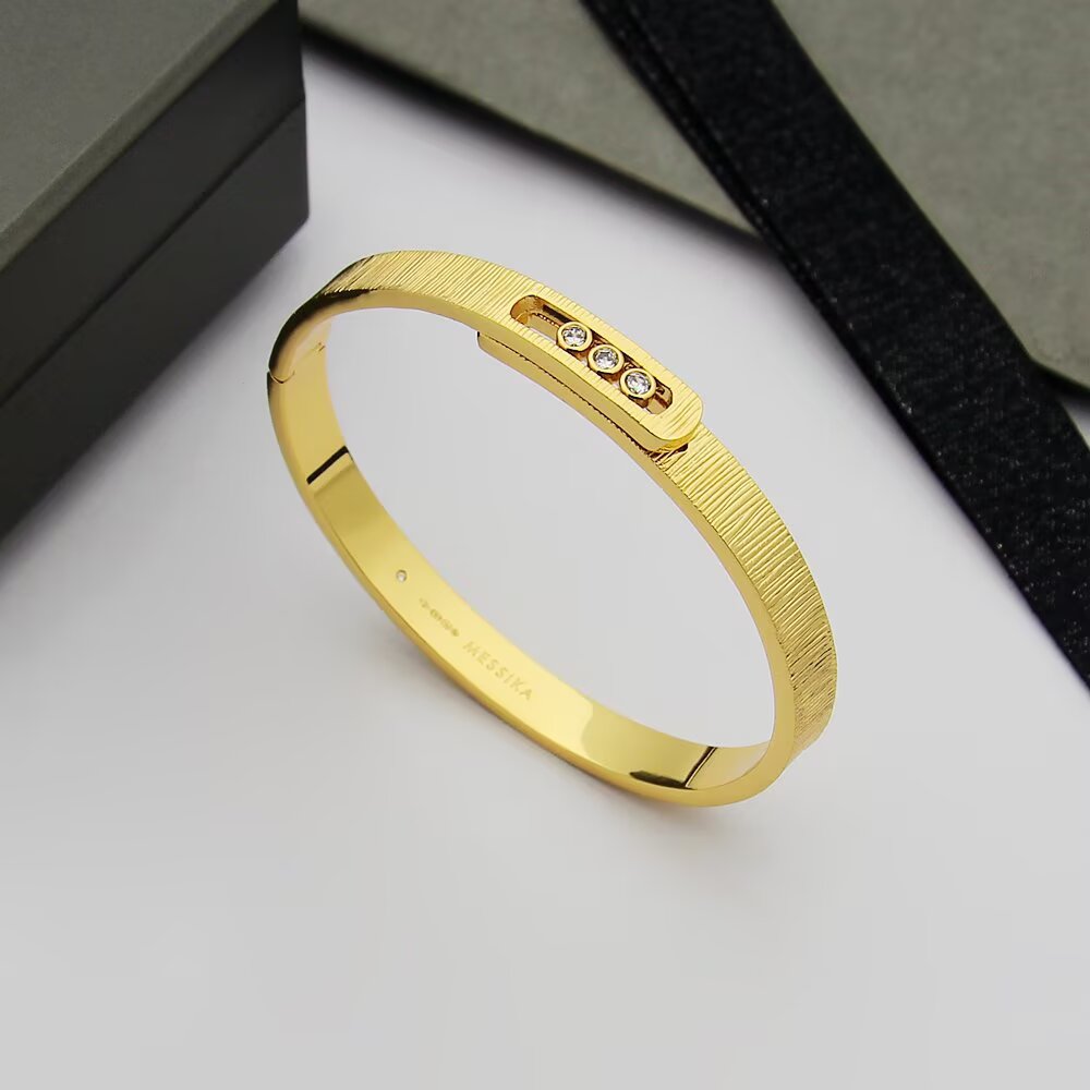 [Avelora]MOVE NOA CISELÉ BANGLE BRACELET