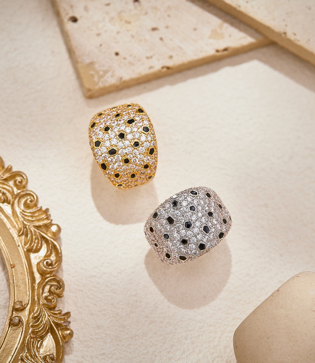 Wide Pavé Panther-Spot Ring - detail view