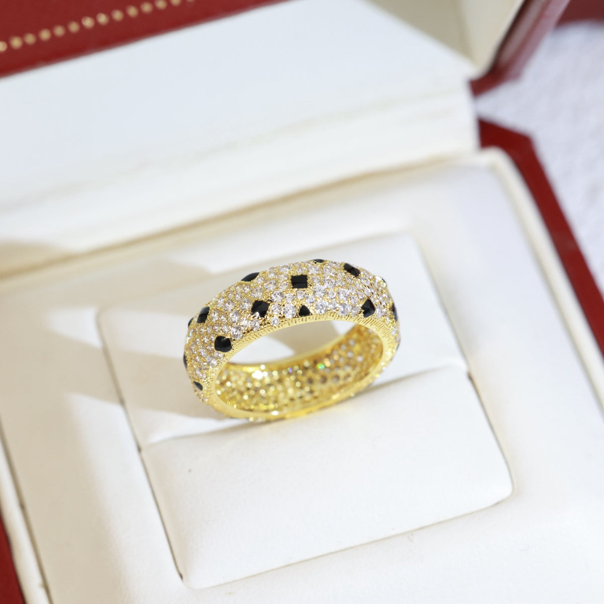 Spotted Panther Band Ring - Gold