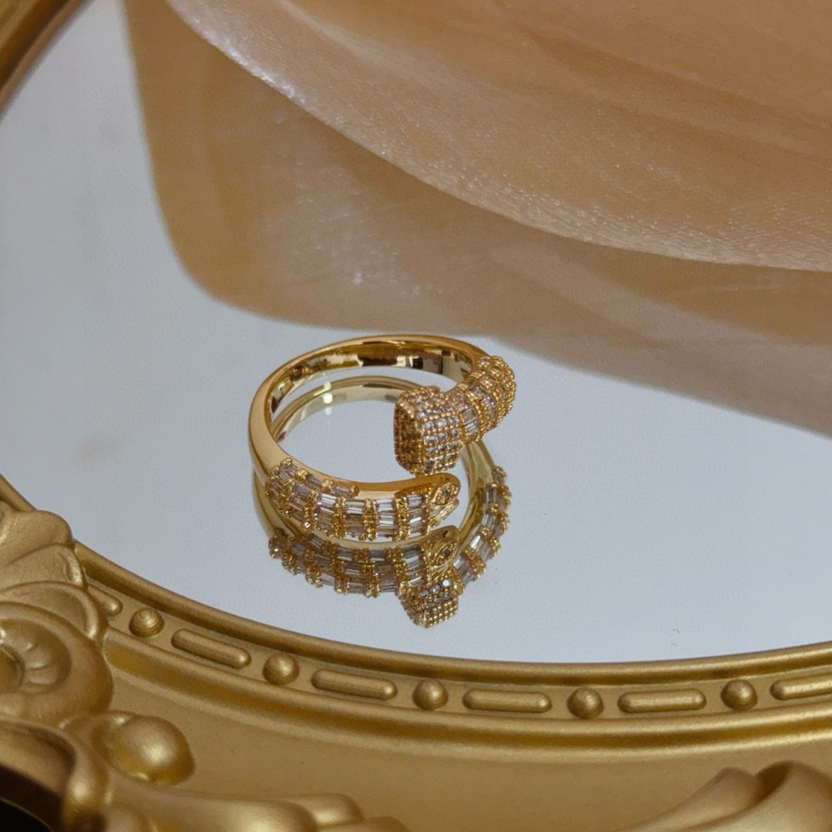 Pavé Nail Wrap Ring - detail view