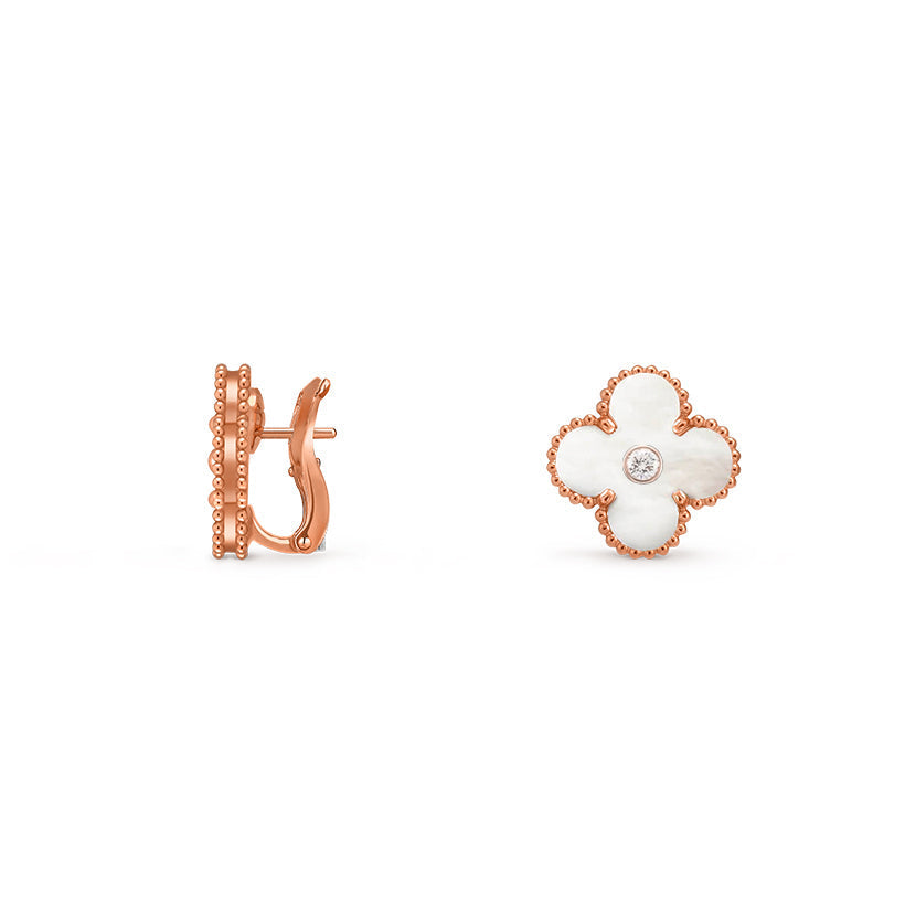 [Avelora]15MM CLOVER FLOWER STUD EARRINGS DIAMOND-ROSE GOLD COLLECTION