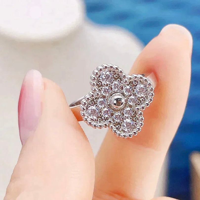 [Avelora Jewelry ]CLOVER DIAMOND RING