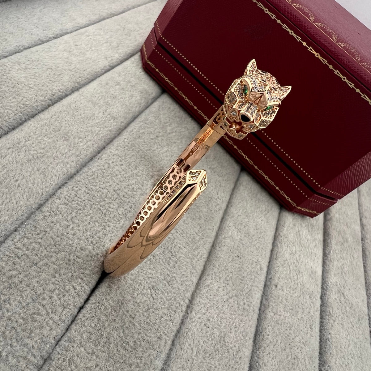 Avelora SPOTTED PANTHER HEAD OPEN BANGLE product view 5