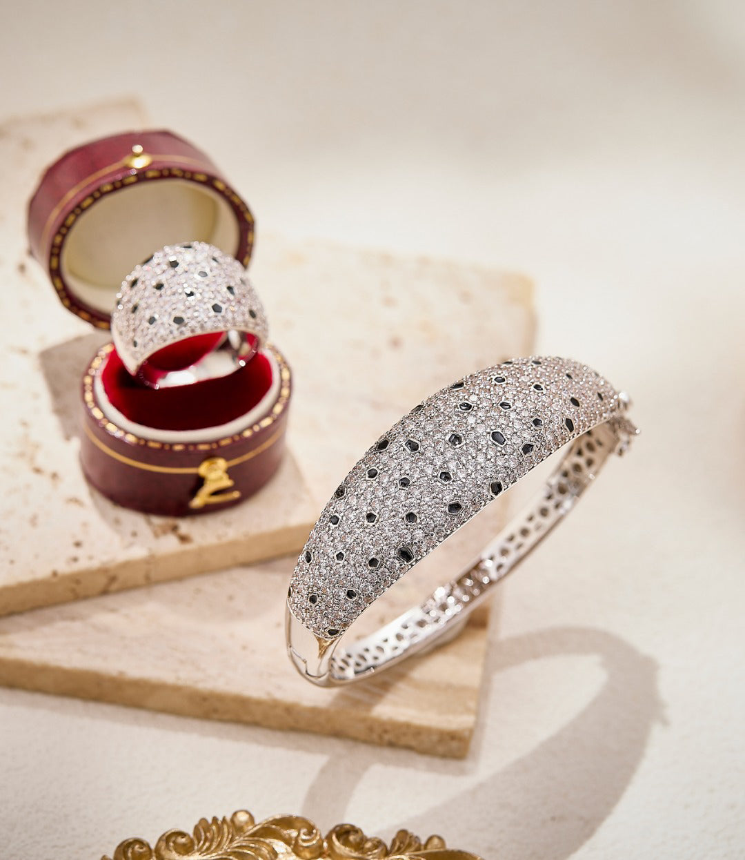 Wide Pavé Panther-Spot Ring - detail view