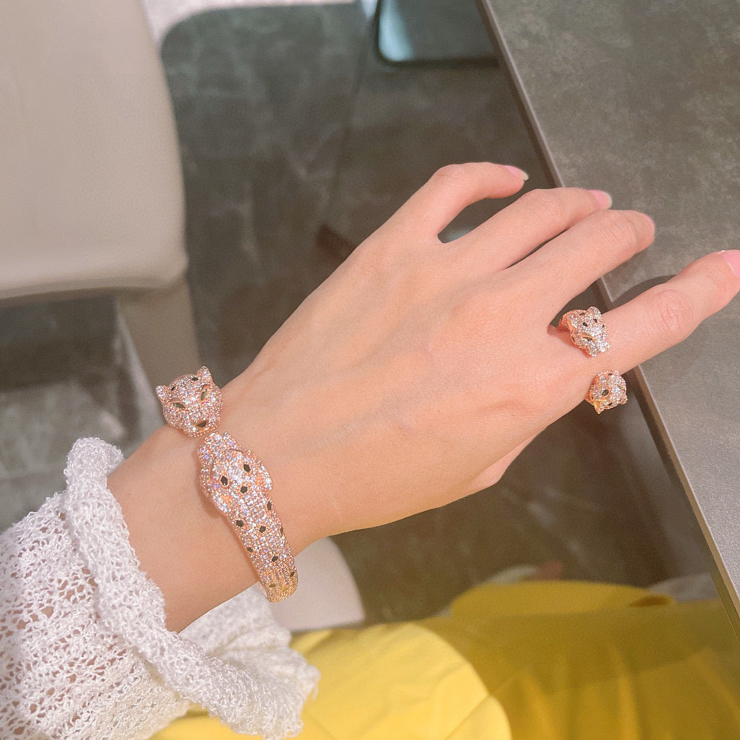 Avelora FULL-PAVÉ PANTHER WRAP BANGLE product view 9