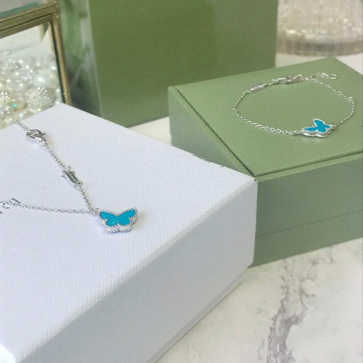 [Avelora Jewelry ]BUTTERFLY TURQUOISE BUTTERFLY BRACELET SILVER