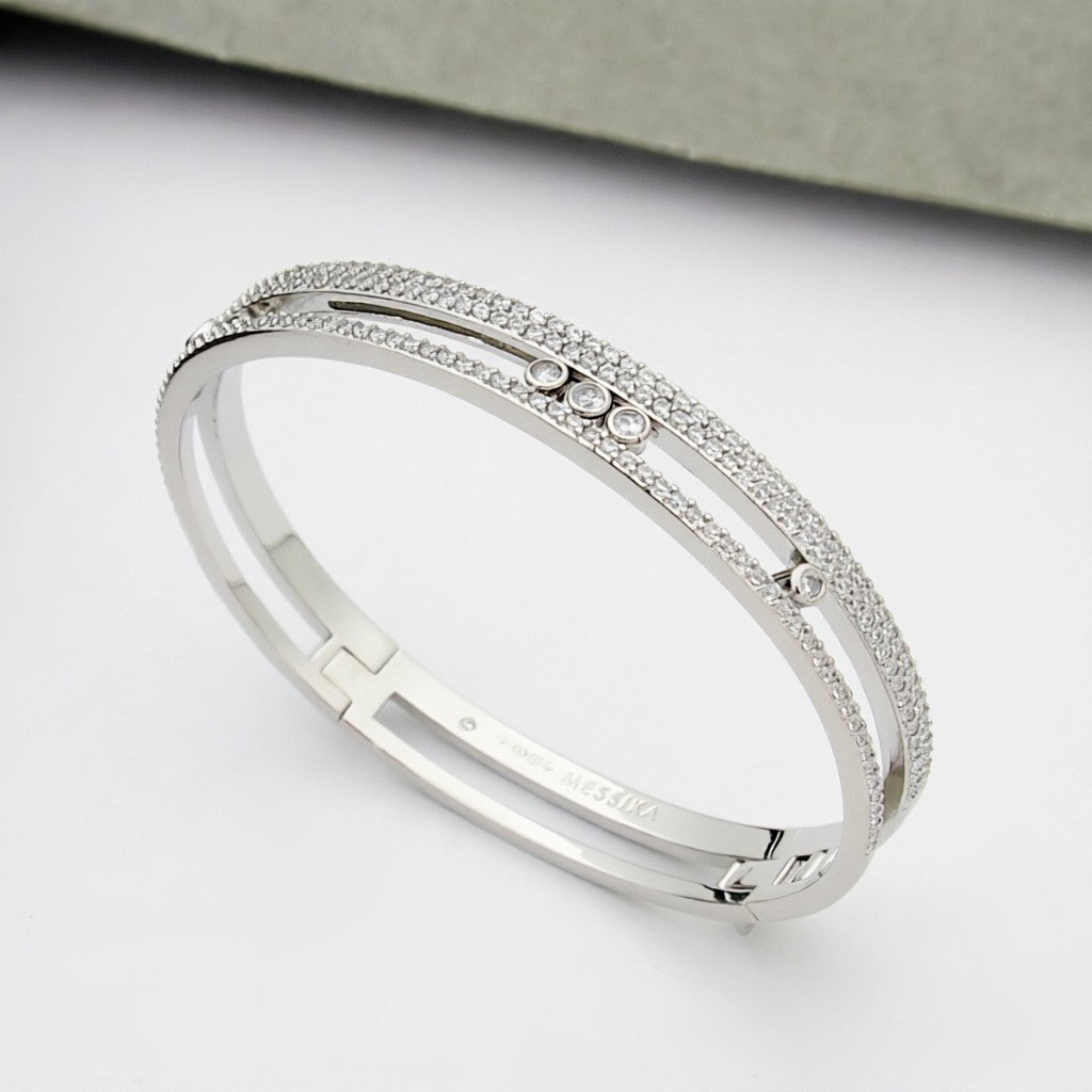 [Avelora]MOVE ROMANE PAVÉ DIAMOND BANGLE BRACELET