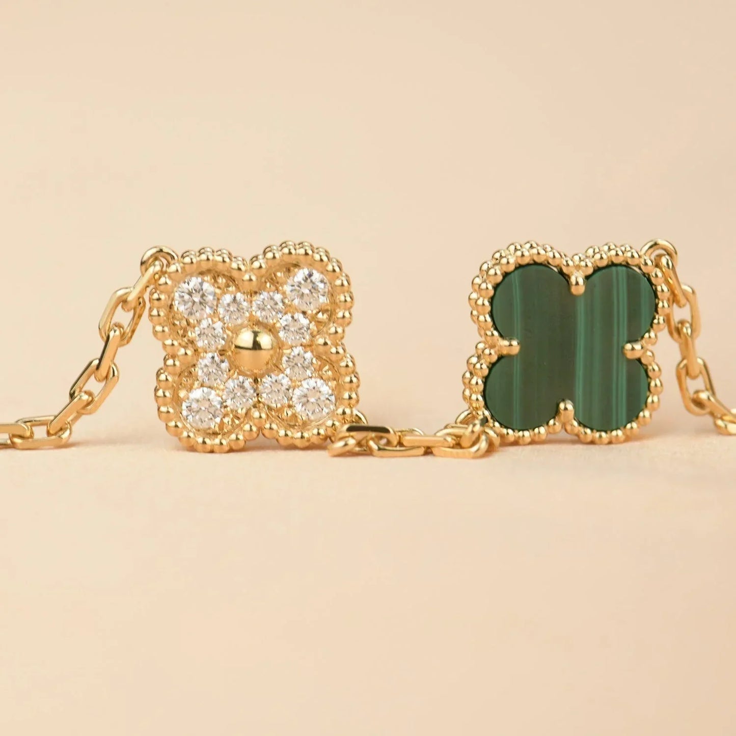 [Avelora]LUCKY CLOVER 5-MOTIF BRACELET - MALACHITE COLLECTION