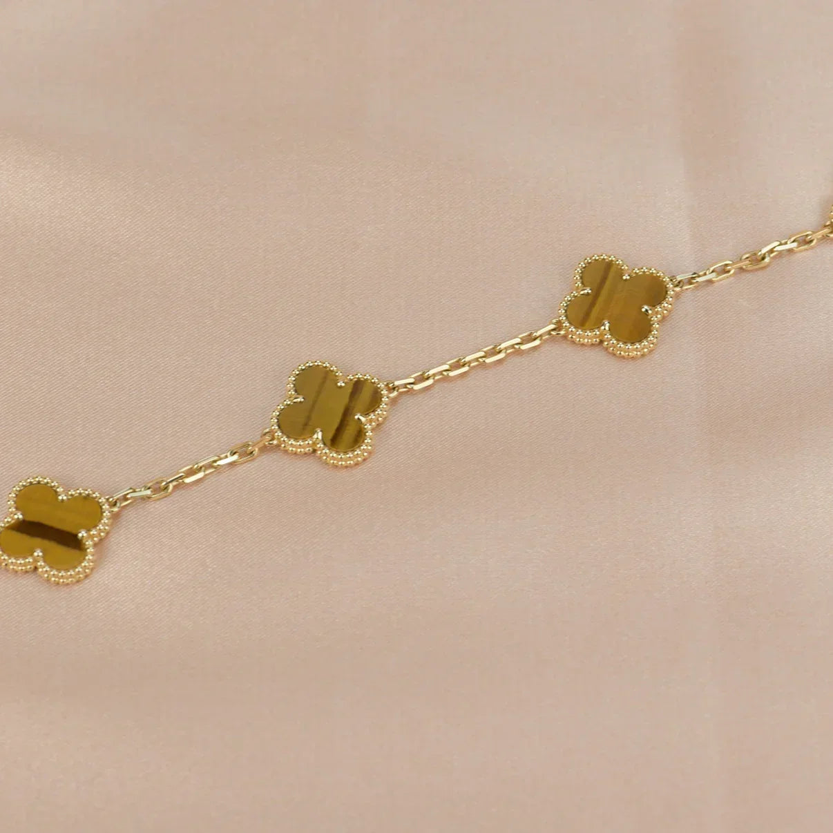 [Avelora]LUCKY CLOVER 5-MOTIF BRACELET -  TIGER’S EYE COLLECTION