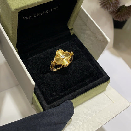 [Avelora]LUCKY CLOVER GOLD REVERSIBLE RING
