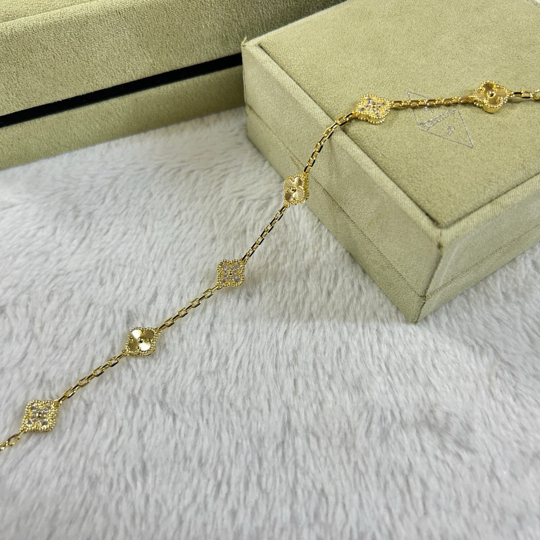 [Avelora Jewelry ]CLOVER 6 MOTIF DIAMOND LASER BRACELET