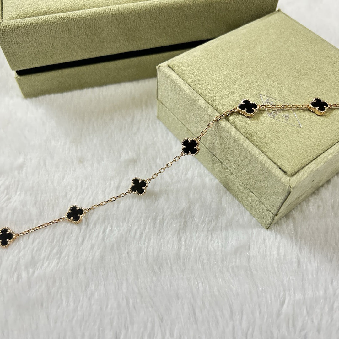 [Avelora Jewelry ]CLOVER 6 MOTIF  ONYXS BRACELET