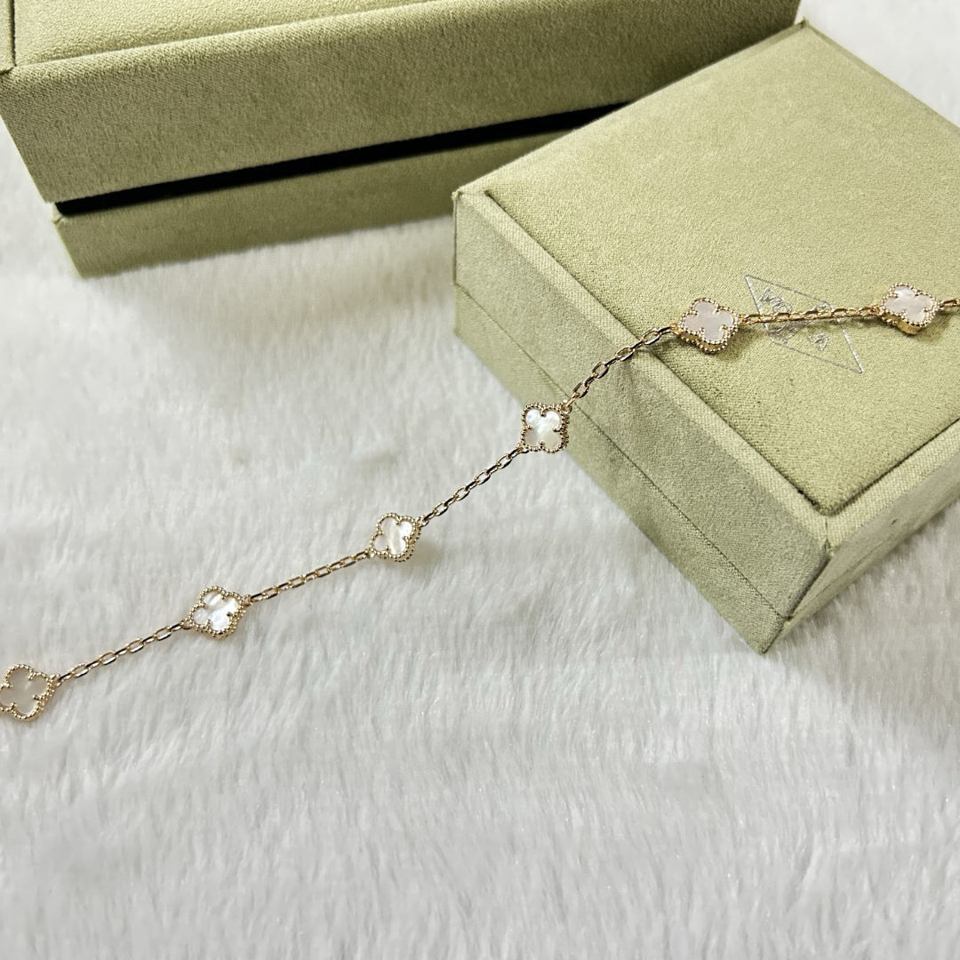[Avelora Jewelry ]CLOVER 6 MOTIF WHITE MOP BRACELET