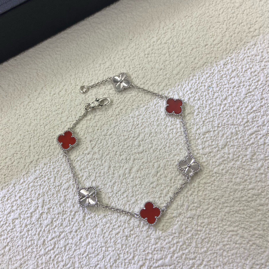 [Avelora Jewelry ]CLOVER 6 MOTIF RED AGATE LASER BRACELET