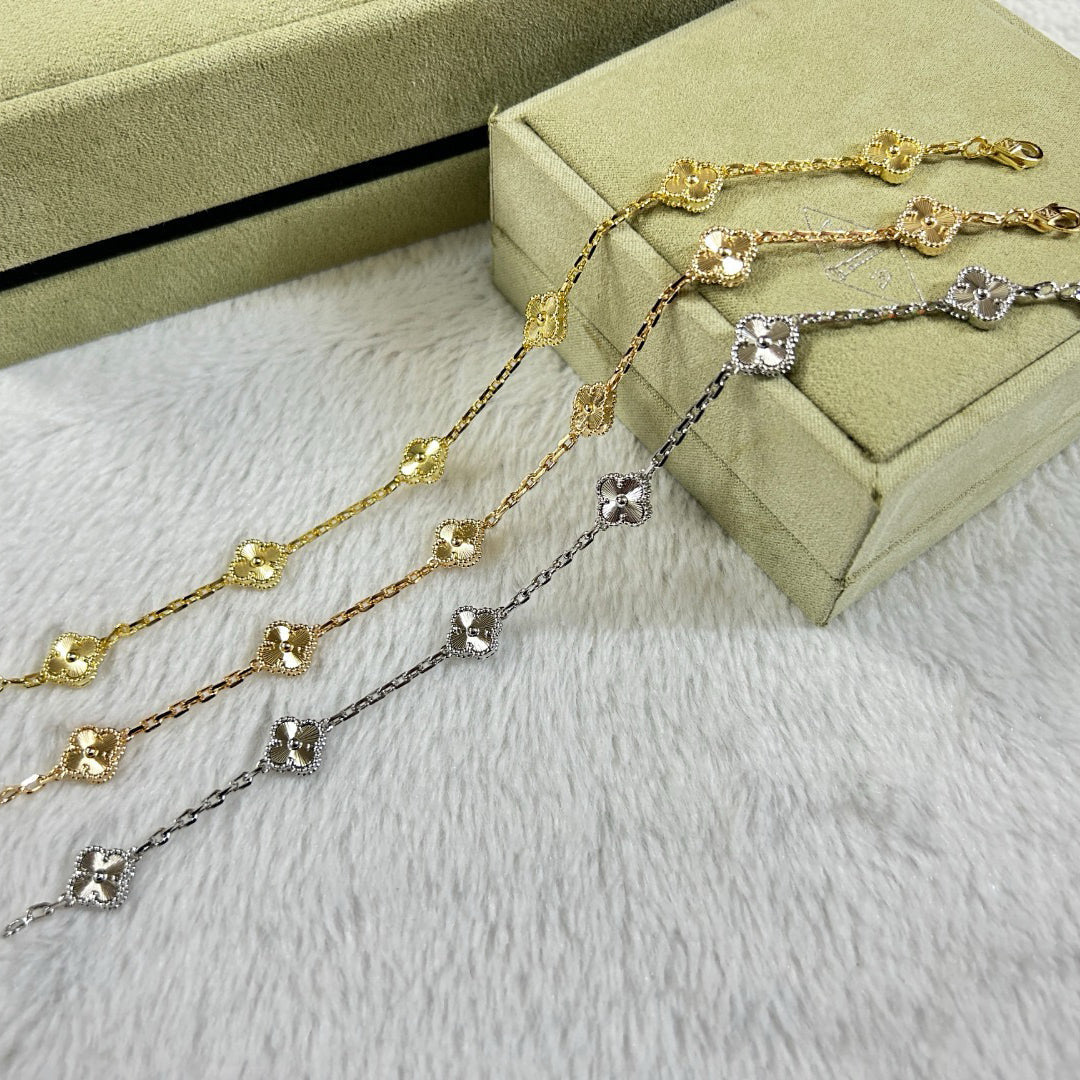 [Avelora Jewelry ]CLOVER 6 MOTIF DIAMOND BRACELET