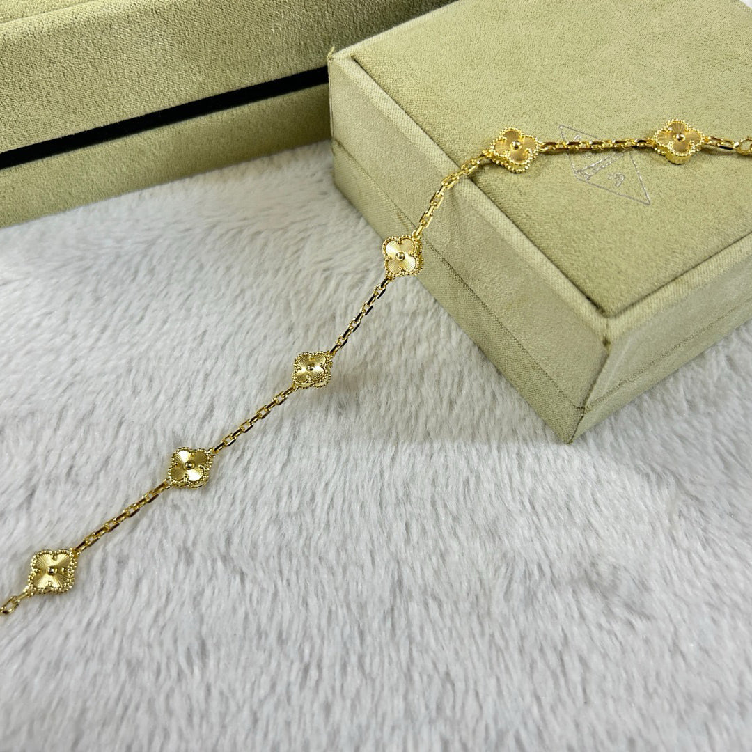 [Avelora Jewelry ]CLOVER 6 MOTIF DIAMOND BRACELET